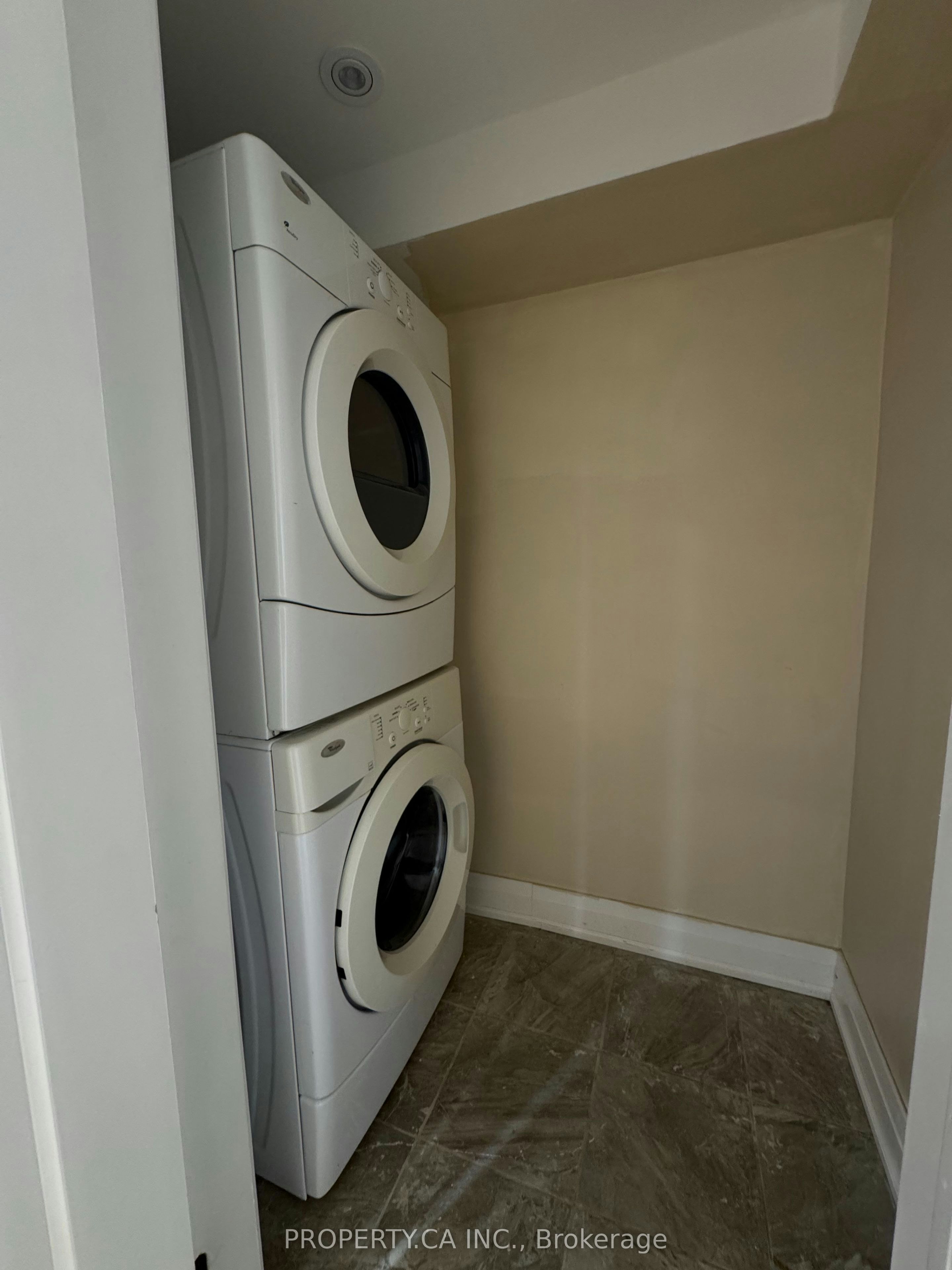 Lower-746 Leslie Valley Drive, Newmarket, ON, L3Y 7J3 - 14