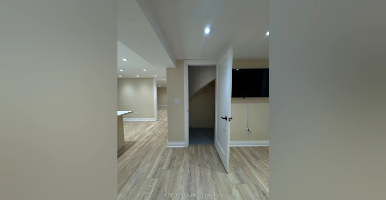 Lower-746 Leslie Valley Drive, Newmarket, ON, L3Y 7J3 - 13
