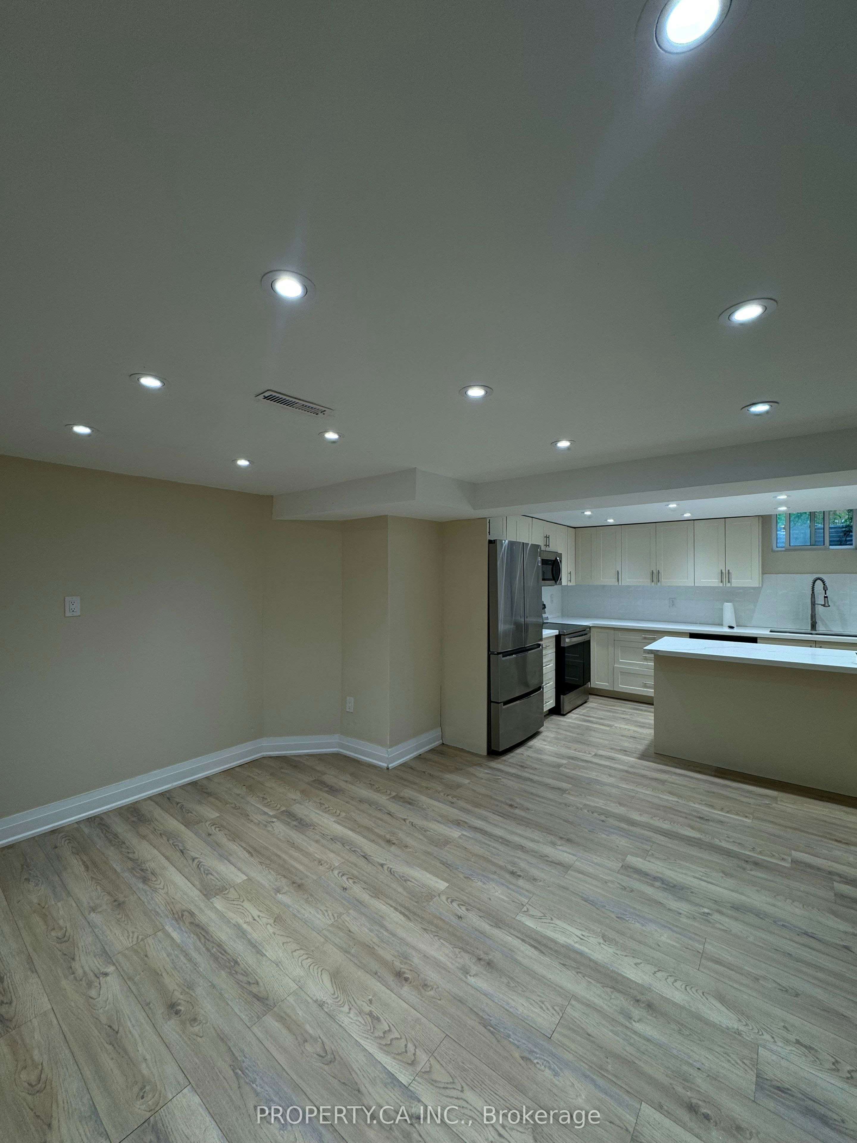 Lower-746 Leslie Valley Drive, Newmarket, ON, L3Y 7J3 - 23