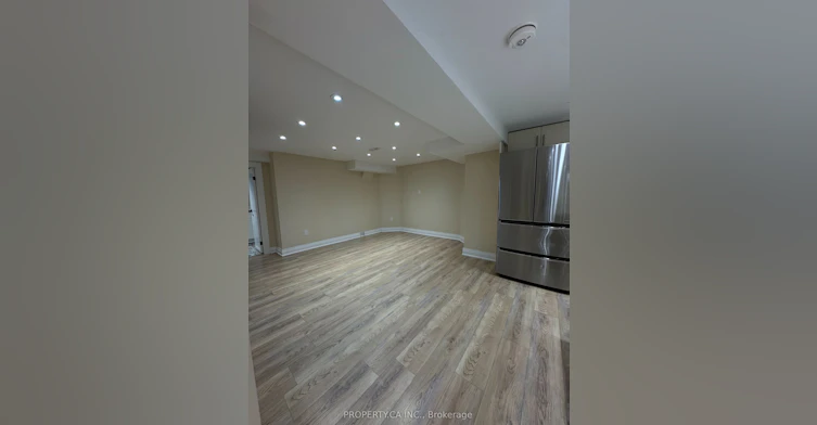 Lower-746 Leslie Valley Drive, Newmarket, ON, L3Y 7J3 - 20