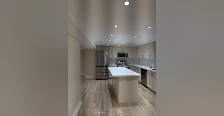 Lower-746 Leslie Valley Drive, Newmarket, ON, L3Y 7J3 - 9