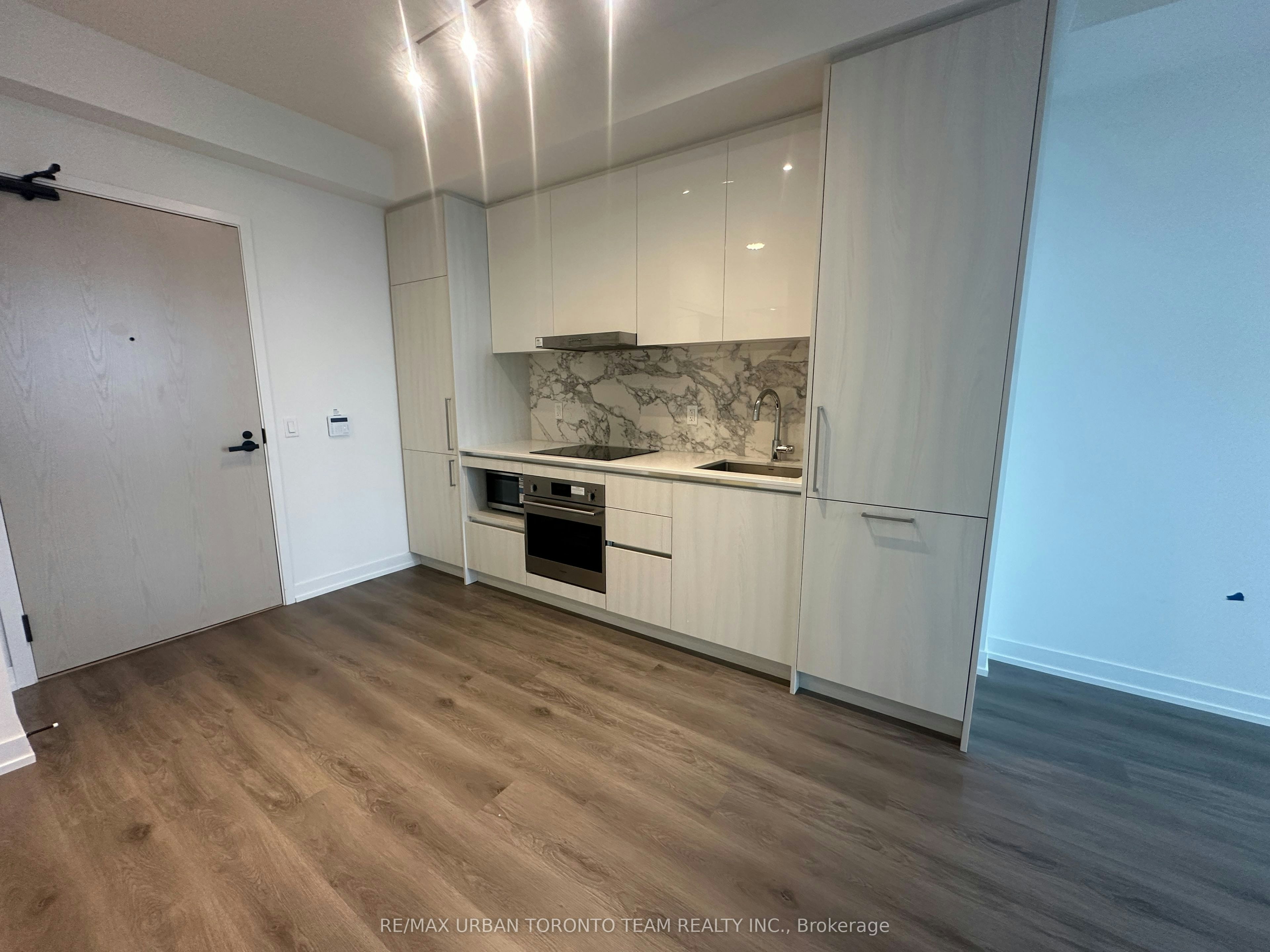6211-225 Commerce St Street, Vaughan, ON, L4K 0P9 - 3