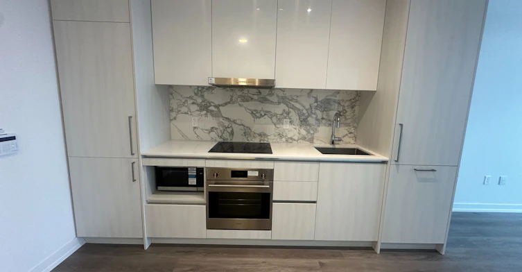 6211-225 Commerce St Street, Vaughan, ON, L4K 0P9 - 4