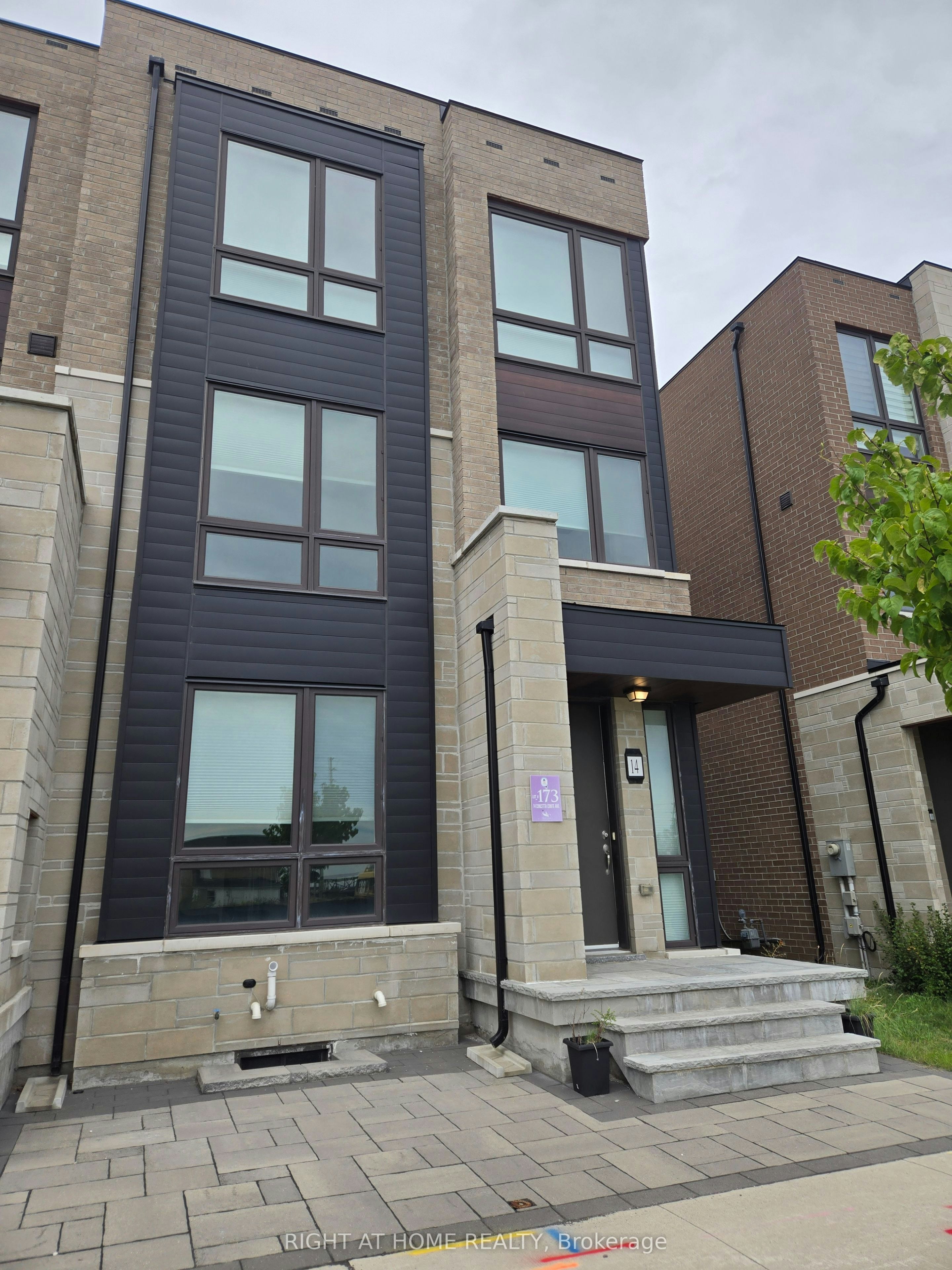 14 Concetta Conte Avenue, Markham, ON, L6C 0Z5