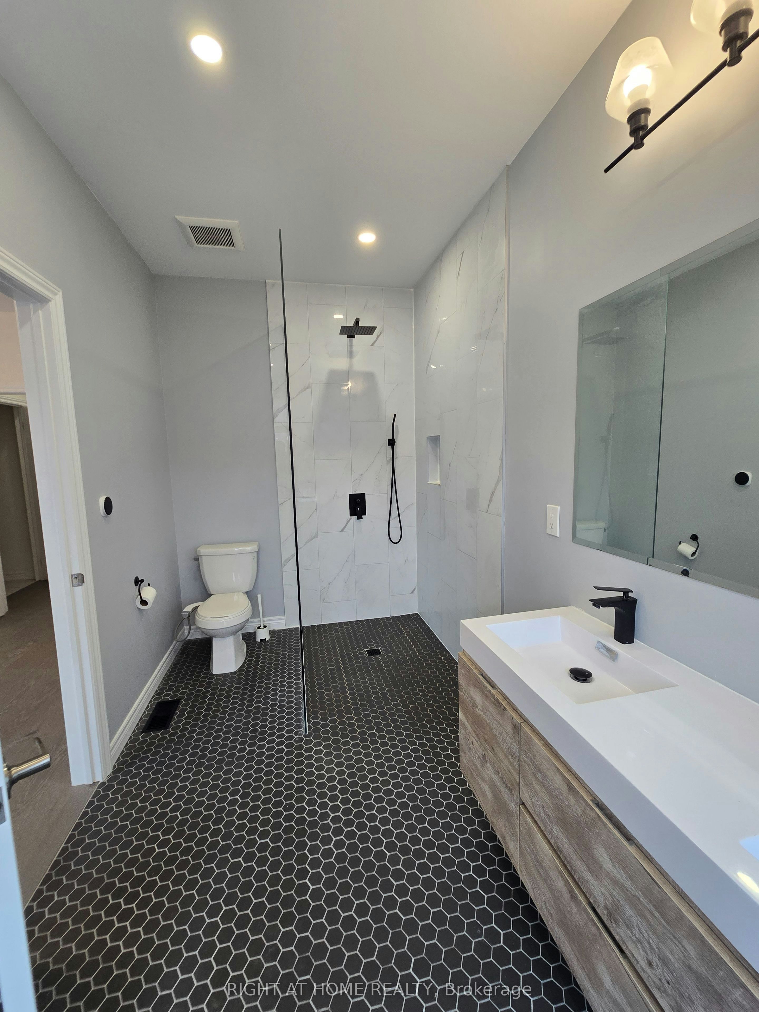 14 Concetta Conte Avenue, Markham, ON, L6C 0Z5 - 27