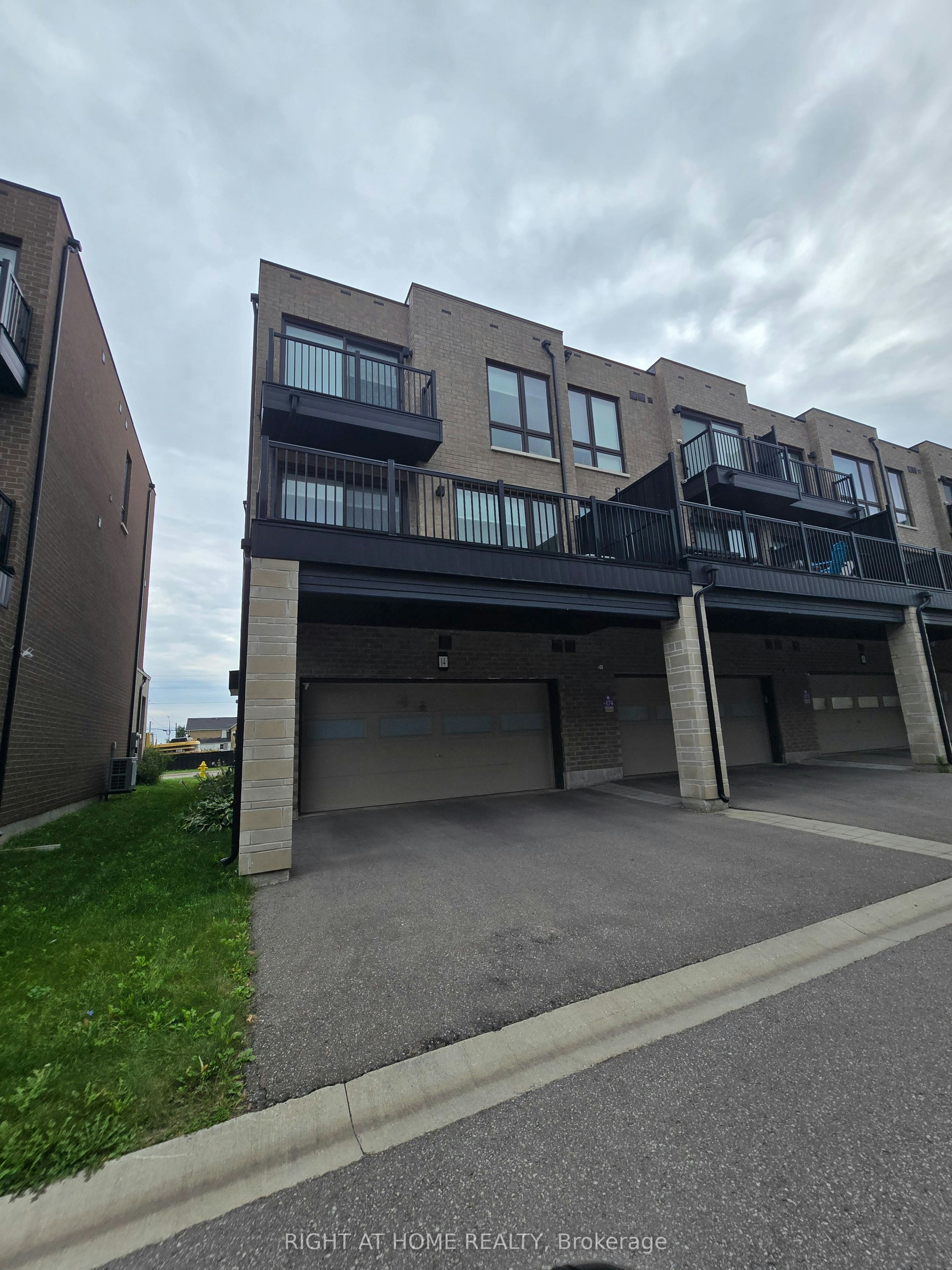 14 Concetta Conte Avenue, Markham, ON, L6C 0Z5 - 2