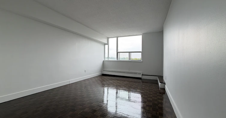 515-145 Wellington Street W, Aurora, ON, L4G 2N9 - 3