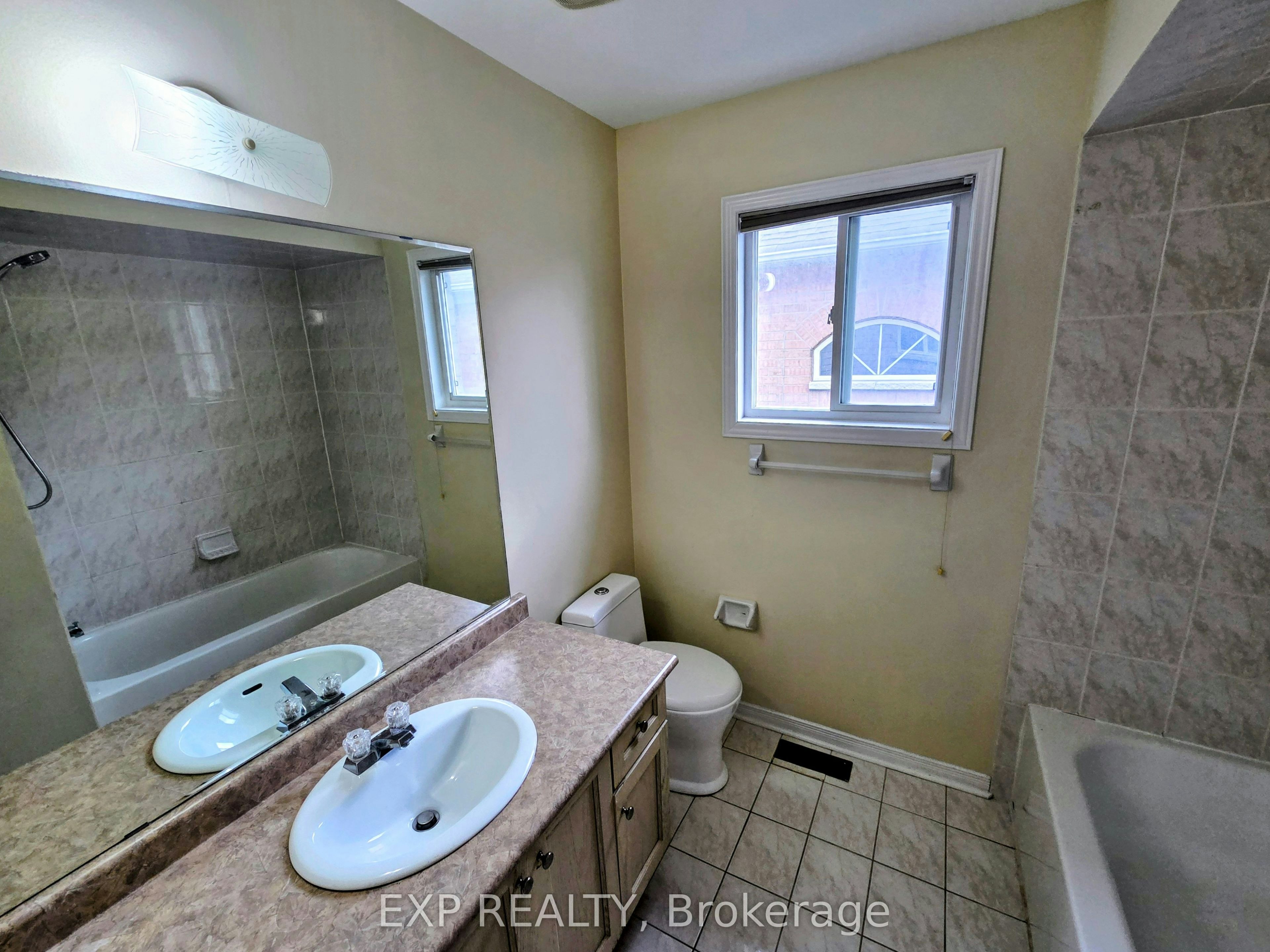 Upper-384 Flagstone Way, Newmarket, ON, L3X 2R3 - 12