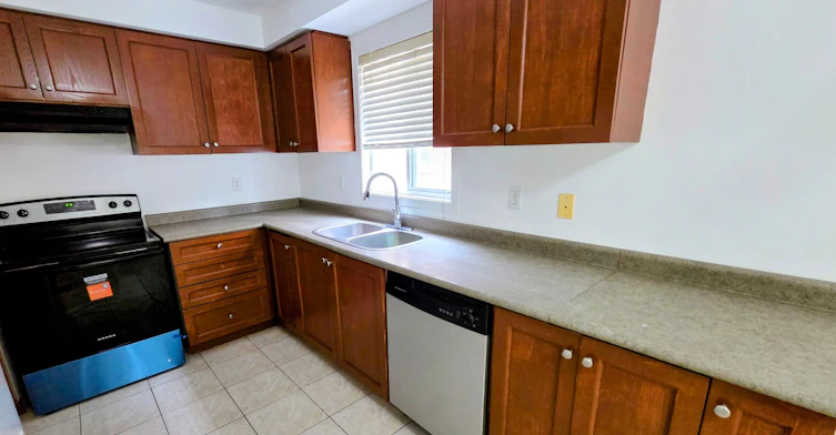Upper-384 Flagstone Way, Newmarket, ON, L3X 2R3 - 8