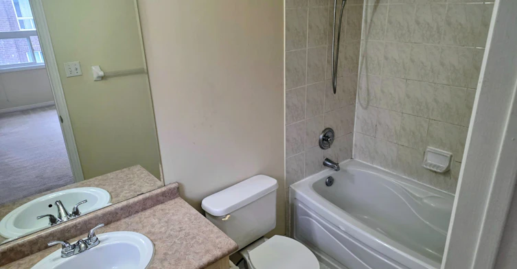 Upper-384 Flagstone Way, Newmarket, ON, L3X 2R3 - 17