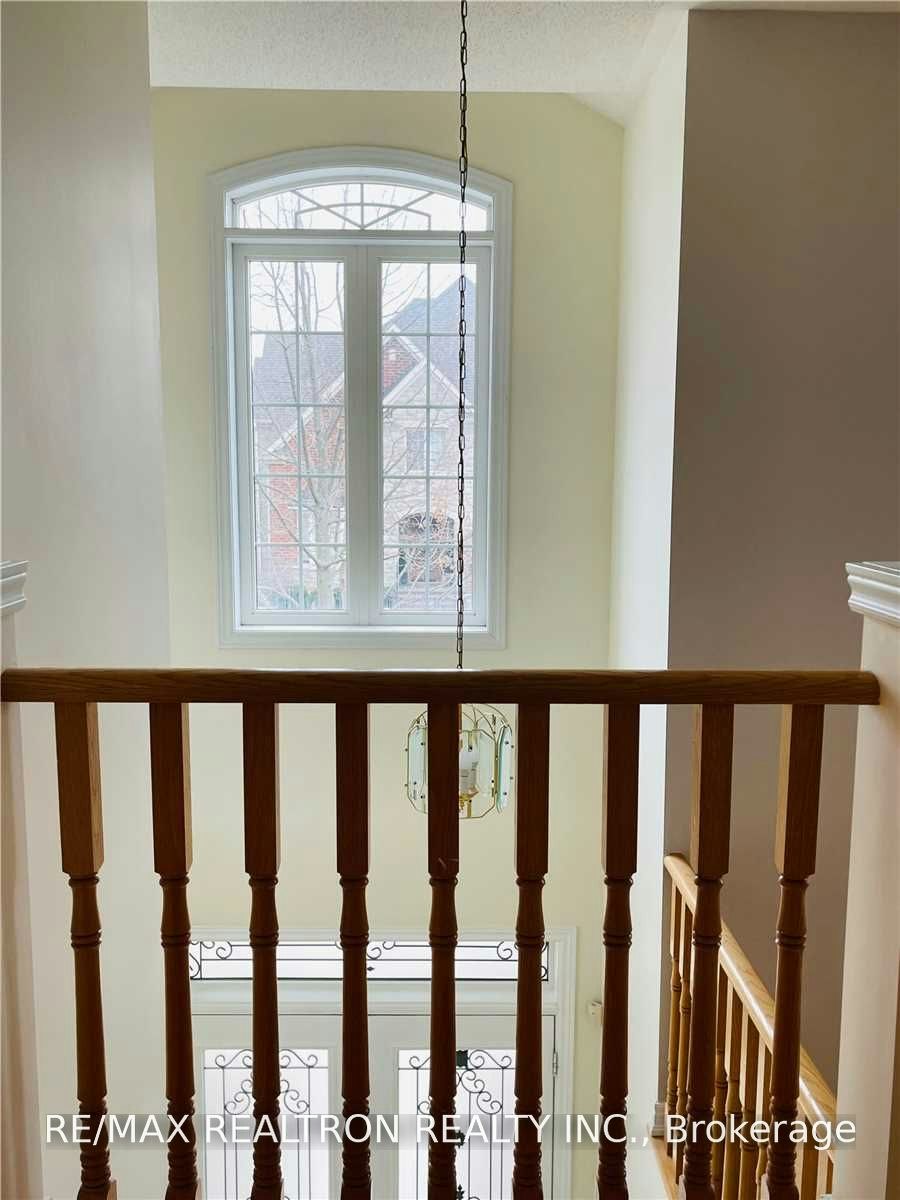 35 Basilica Drive, Vaughan, ON, L4H 3G4 - 10