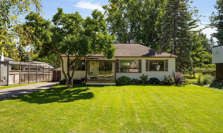 17 Faris Avenue