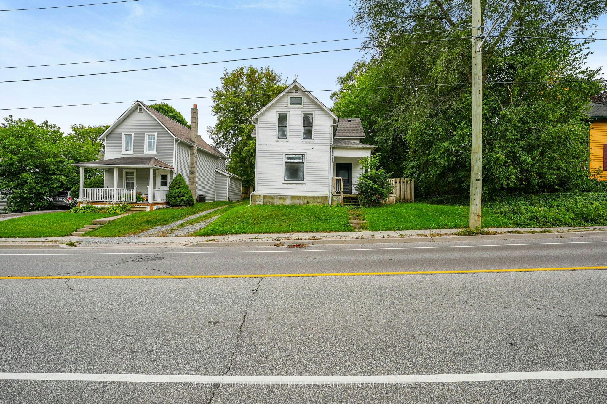 592 Gorham Street, Newmarket, ON, L3Y 1L3