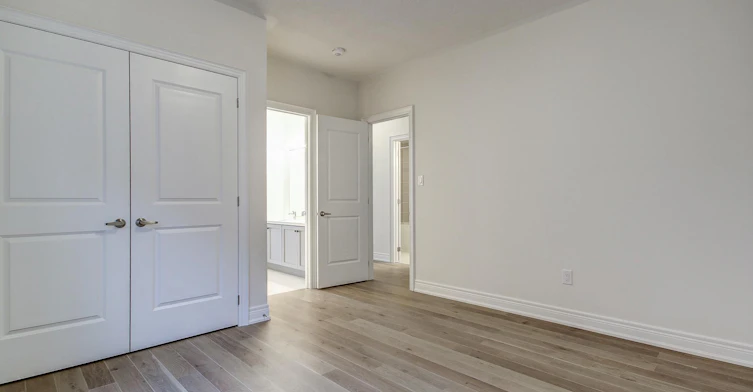 51 Lorrain Hand Crescent, Georgina, ON, L4P 0T2 - 38