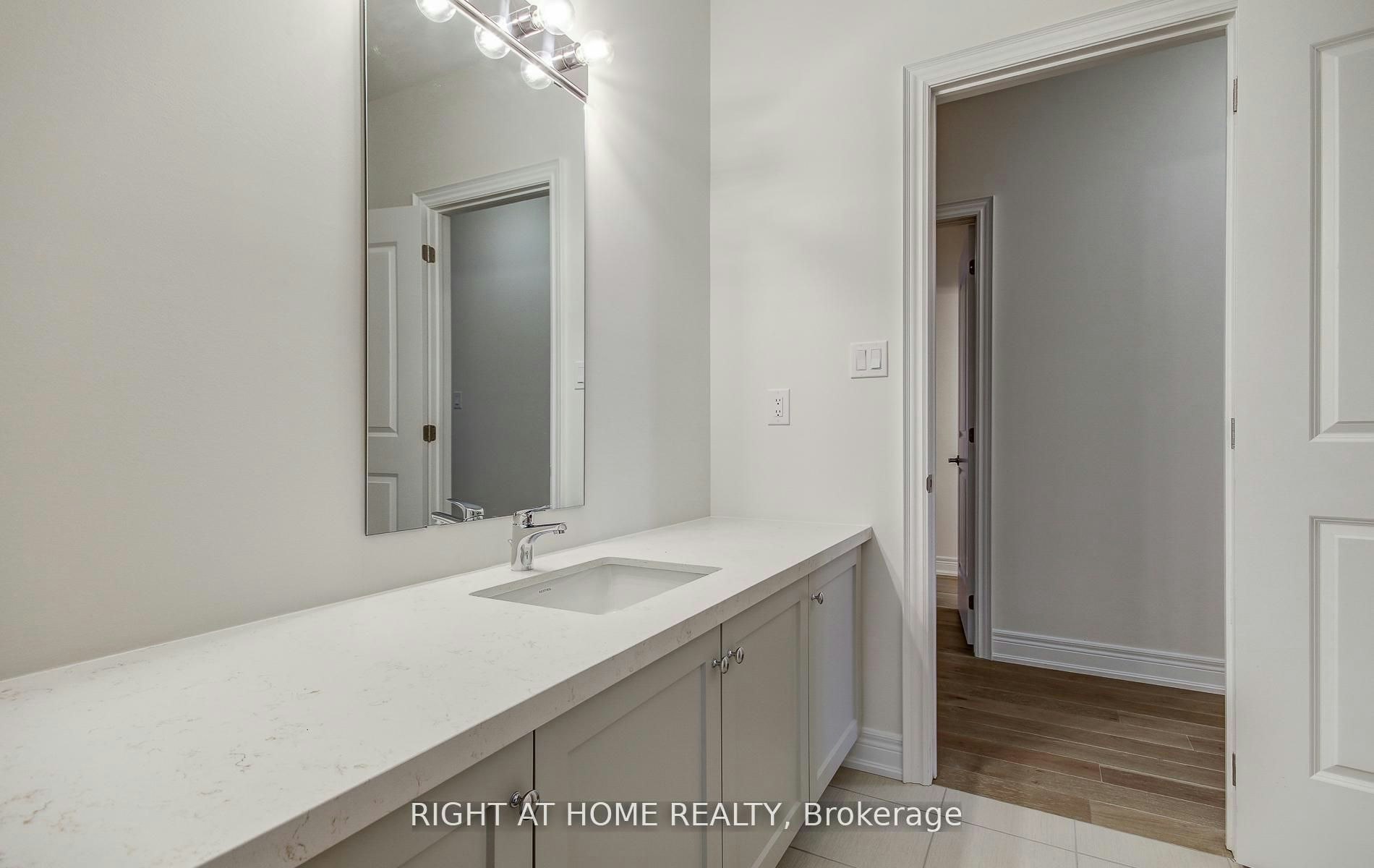 51 Lorrain Hand Crescent, Georgina, ON, L4P 0T2 - 29