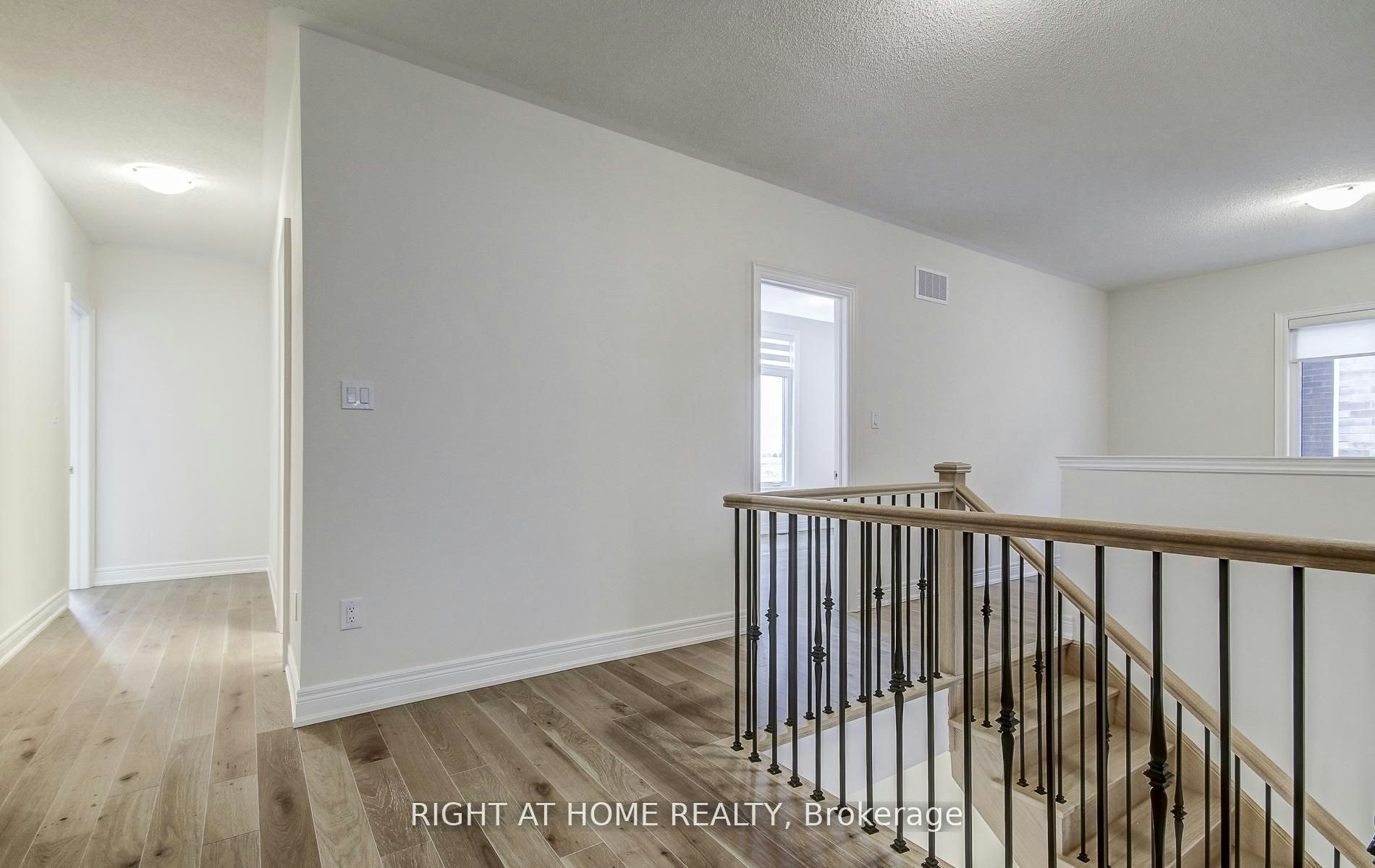 51 Lorrain Hand Crescent, Georgina, ON, L4P 0T2 - 49