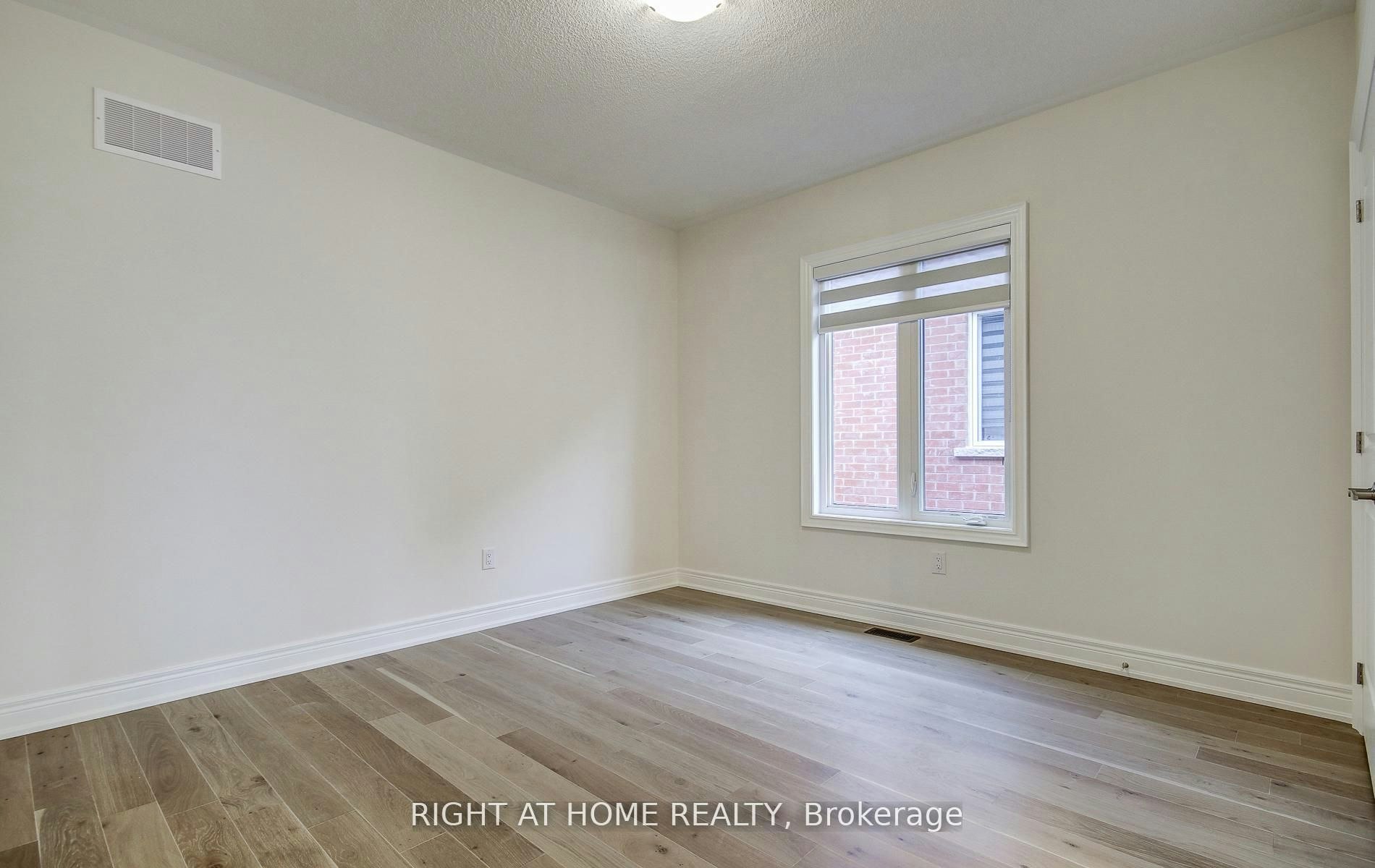 51 Lorrain Hand Crescent, Georgina, ON, L4P 0T2 - 36