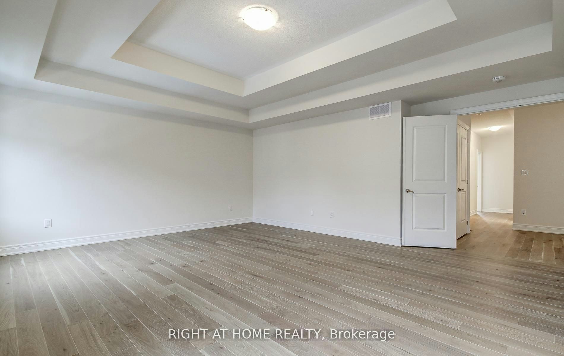 51 Lorrain Hand Crescent, Georgina, ON, L4P 0T2 - 41