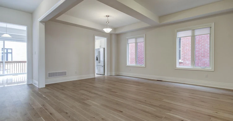 51 Lorrain Hand Crescent, Georgina, ON, L4P 0T2 - 7
