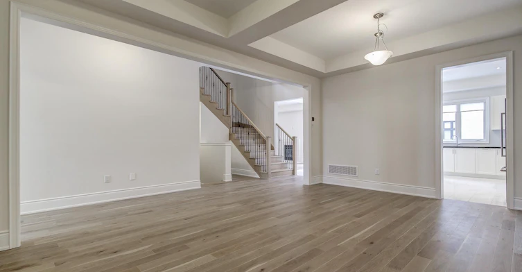51 Lorrain Hand Crescent, Georgina, ON, L4P 0T2 - 8