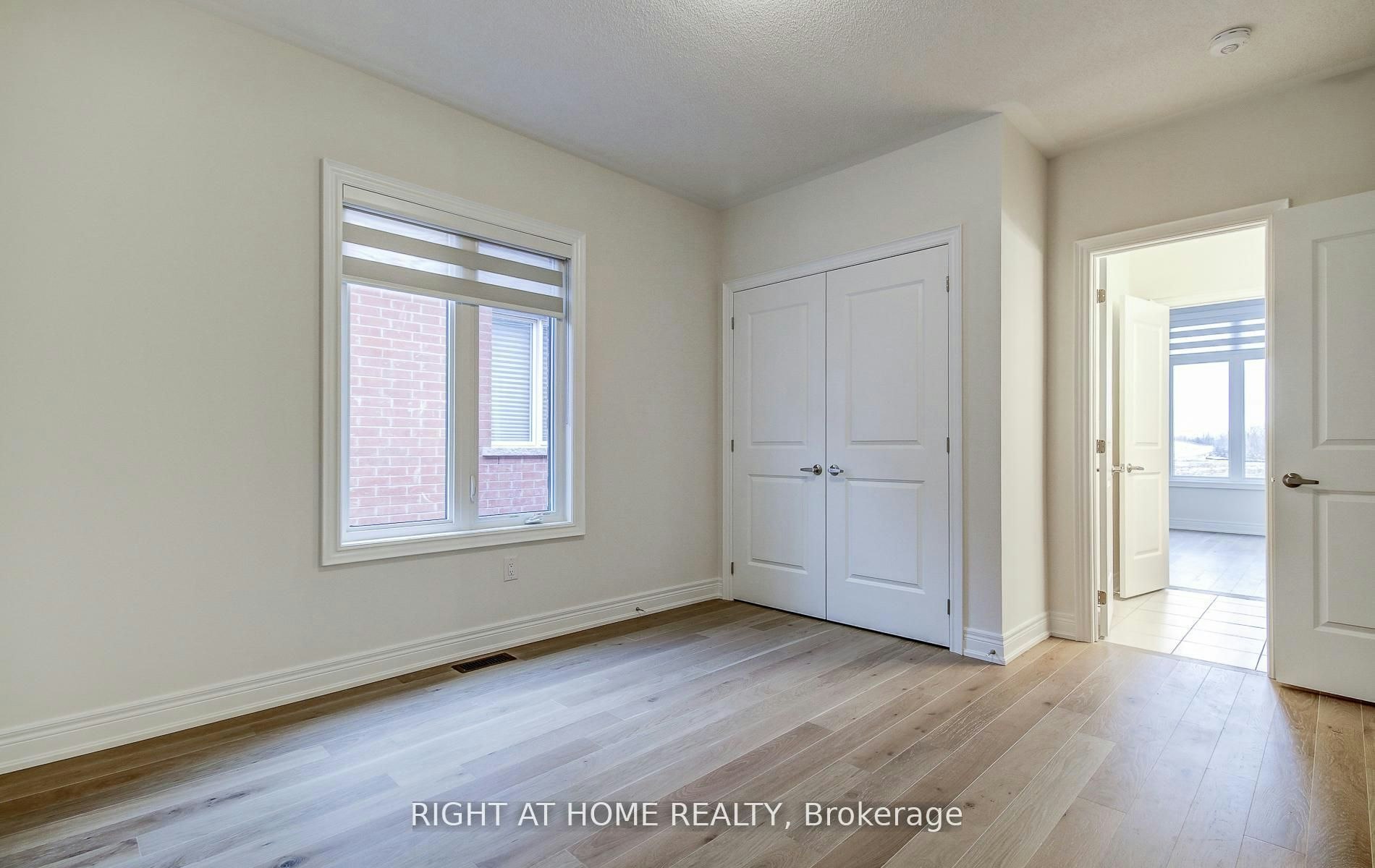 51 Lorrain Hand Crescent, Georgina, ON, L4P 0T2 - 37