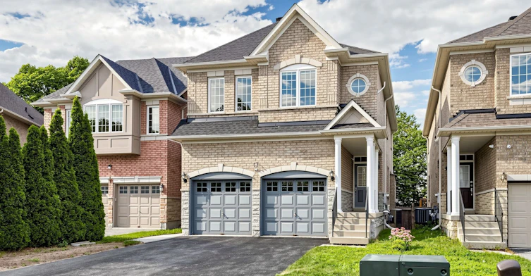 17 Shell Court, Richmond Hill, ON, L4S 0B1 - 2