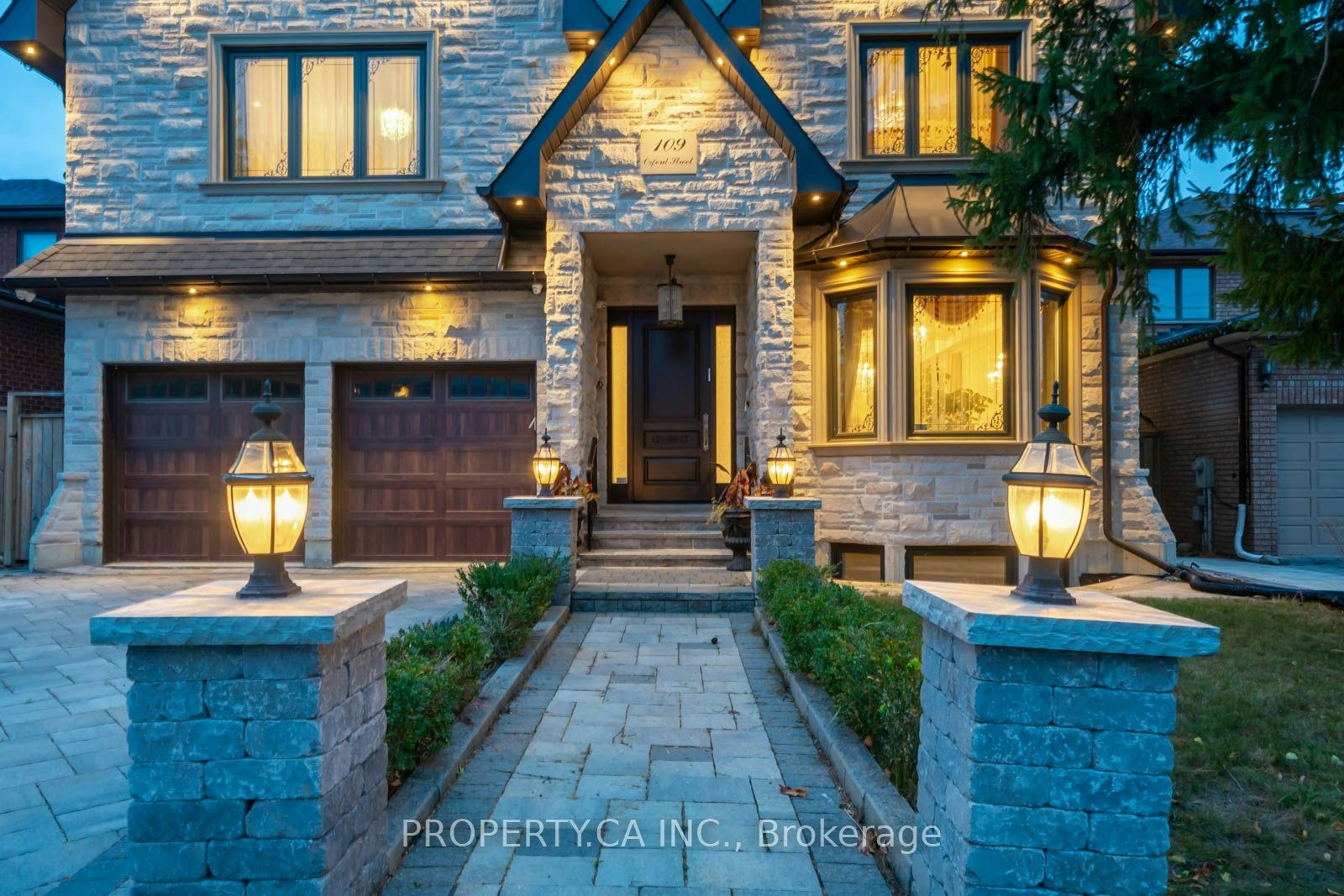 109 Oxford Street, Richmond Hill, ON, L4C 4L6