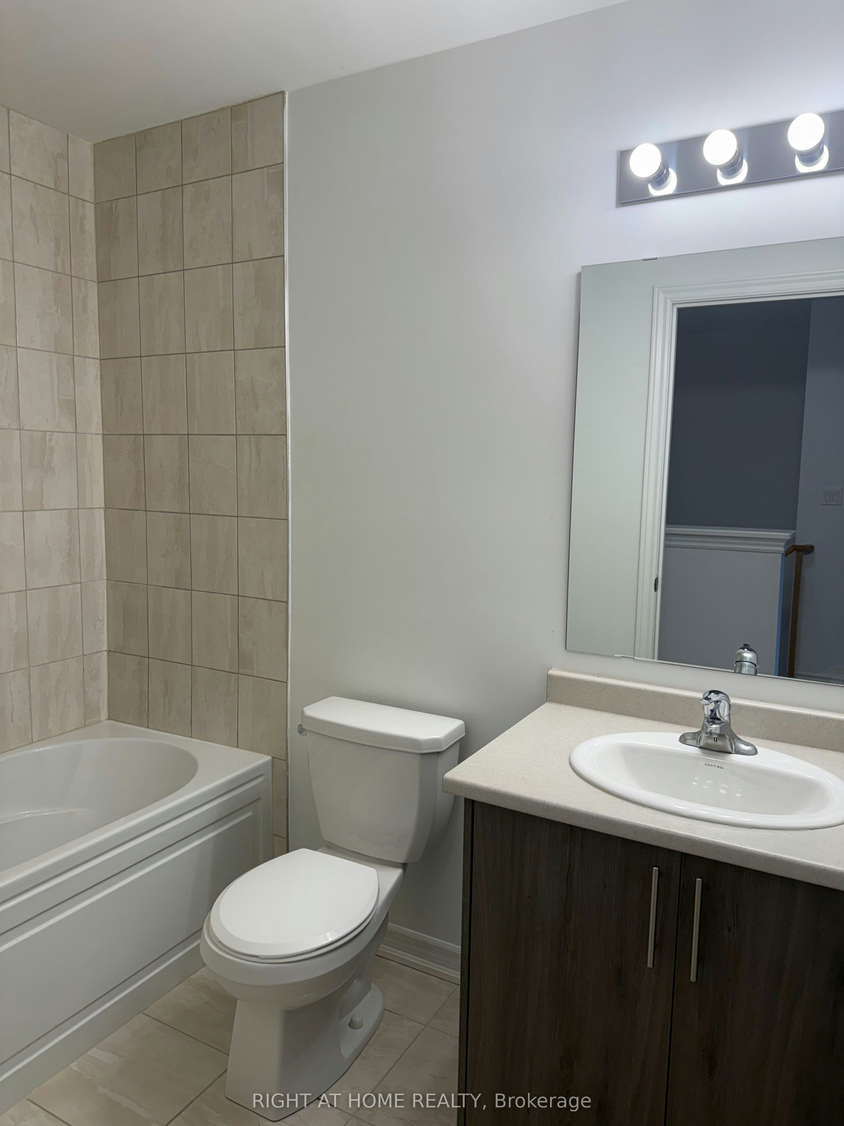 40 Milson Crescent, Essa, ON, L3W 0E1 - 9