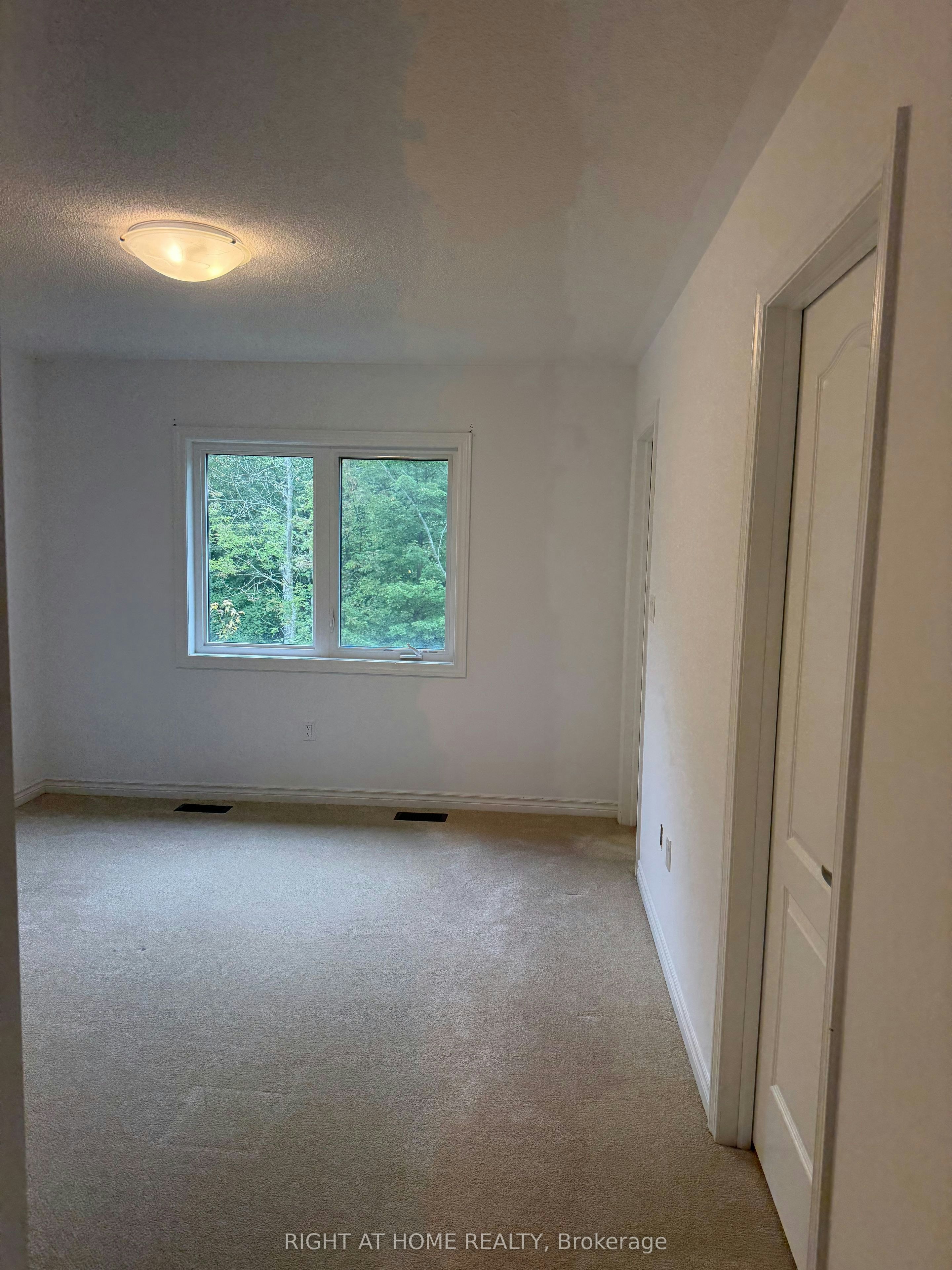 40 Milson Crescent, Essa, ON, L3W 0E1 - 7