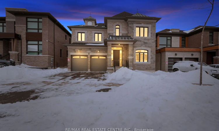 160 Wainfleet Crescent