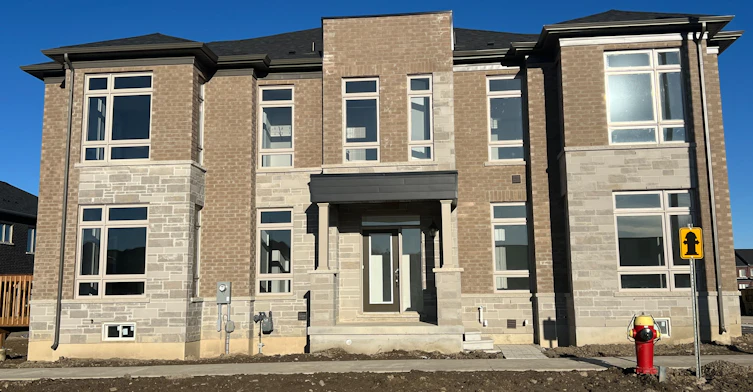 6 Mace Avenue, Richmond Hill, ON, L4E 1K8 - 3