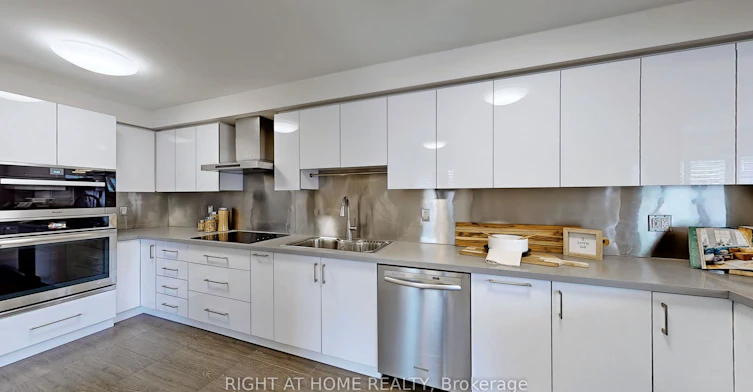 1 Ray Street, Markham, ON, L3R 5X6 - 10
