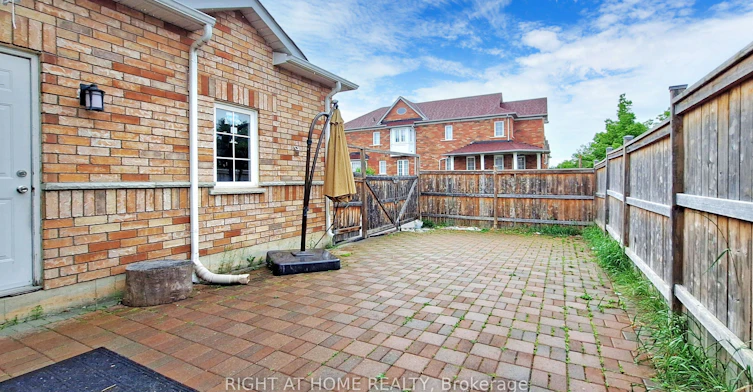 1 Ray Street, Markham, ON, L3R 5X6 - 48