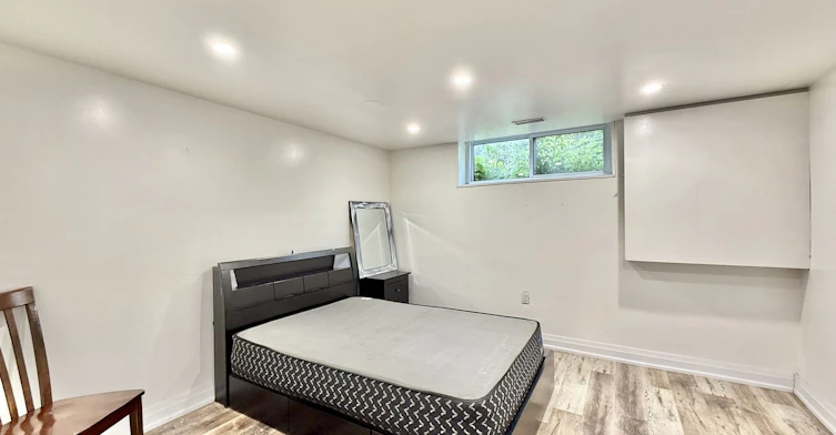BSMT-116 Cherrywood Drive, Newmarket, ON, L3Y 2X7 - 9