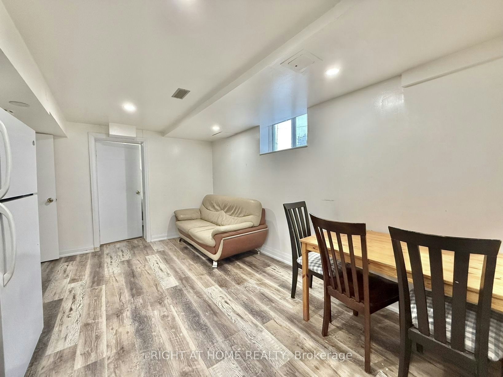BSMT-116 Cherrywood Drive, Newmarket, ON, L3Y 2X7 - 6