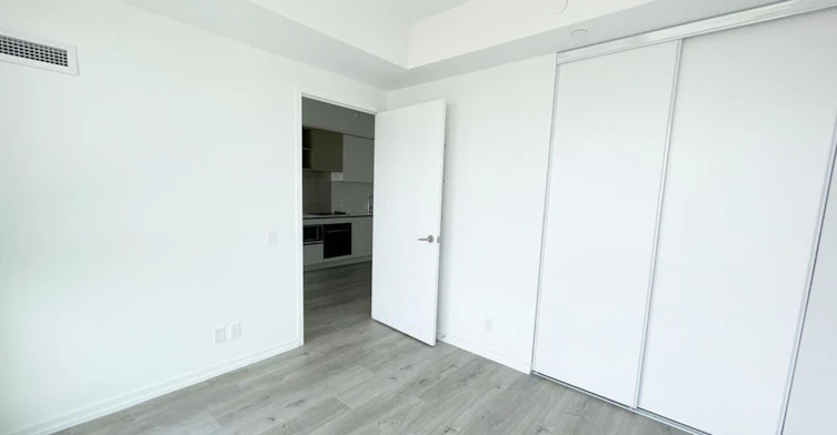 2715-1000 Portage Parkway, Vaughan, ON, L4K 0L1 - 10