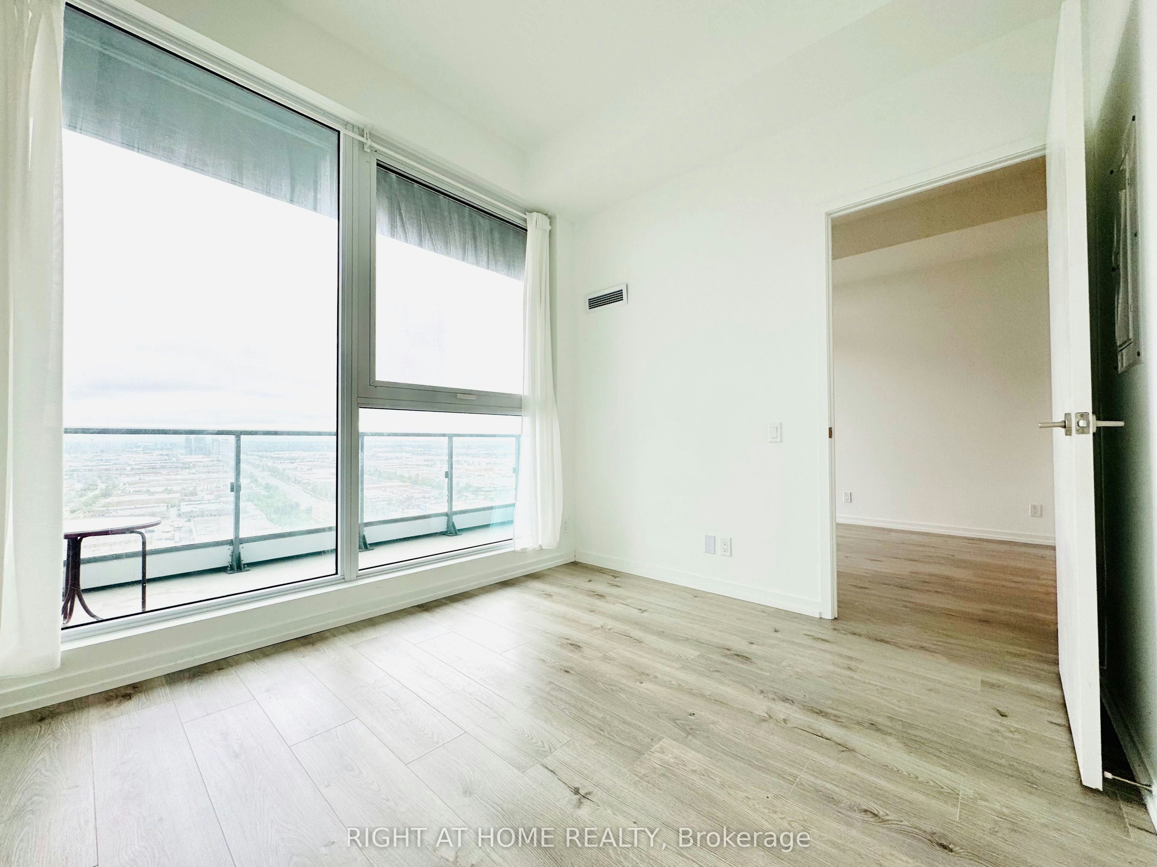 2715-1000 Portage Parkway, Vaughan, ON, L4K 0L1 - 6