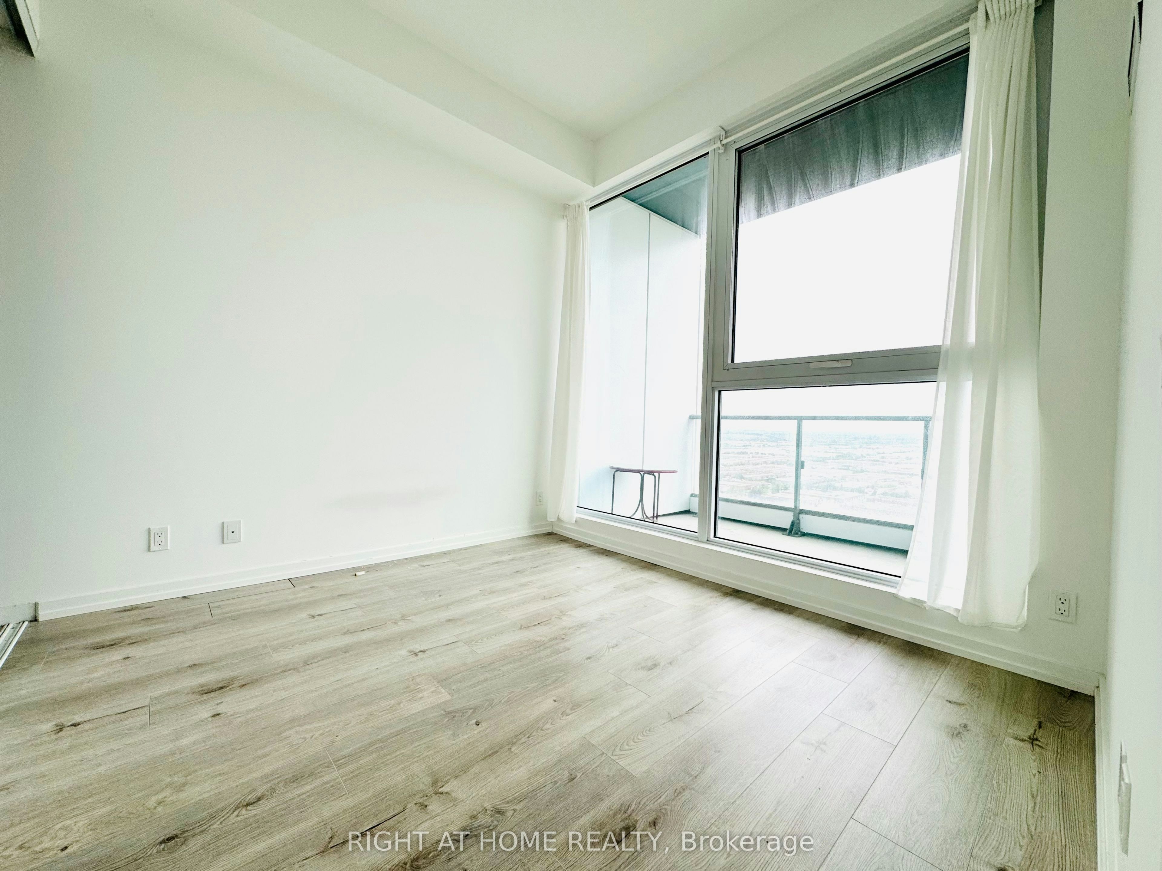 2715-1000 Portage Parkway, Vaughan, ON, L4K 0L1 - 5