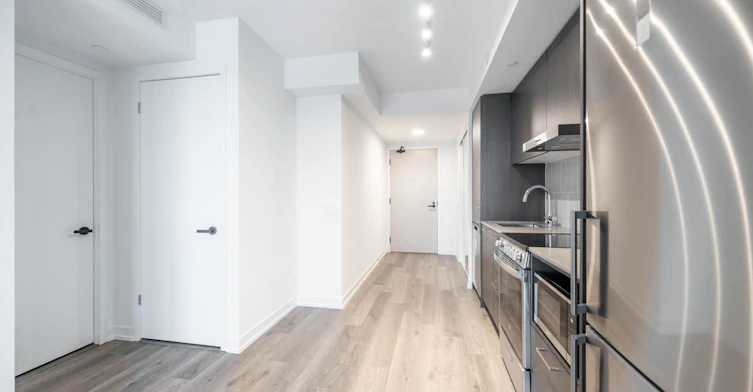 1908-195 Commerce Street, Vaughan, ON, L4K 0P9 - 6