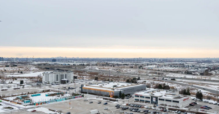 1908-195 Commerce Street, Vaughan, ON, L4K 0P9 - 12