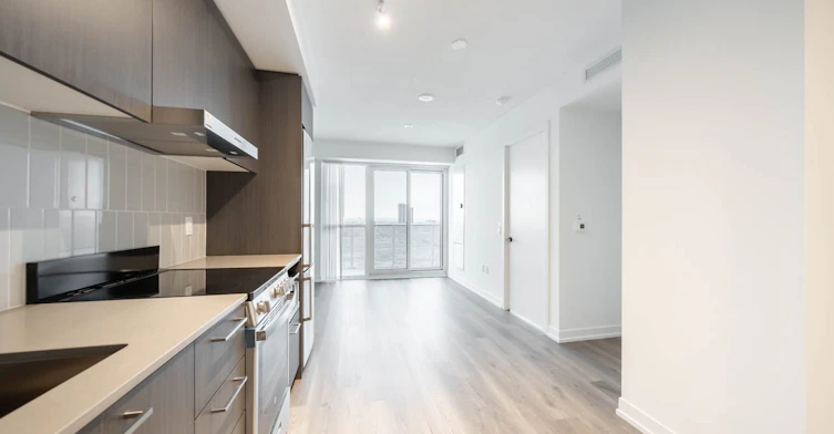 1908-195 Commerce Street, Vaughan, ON, L4K 0P9