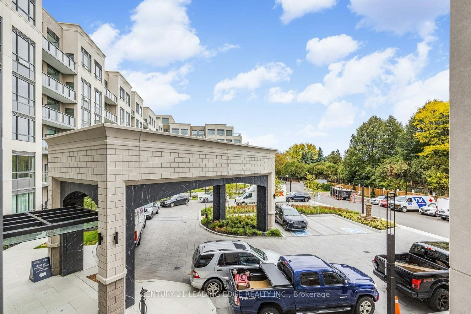 214-2075 King Road, King, ON, L7B 0R6 - 27