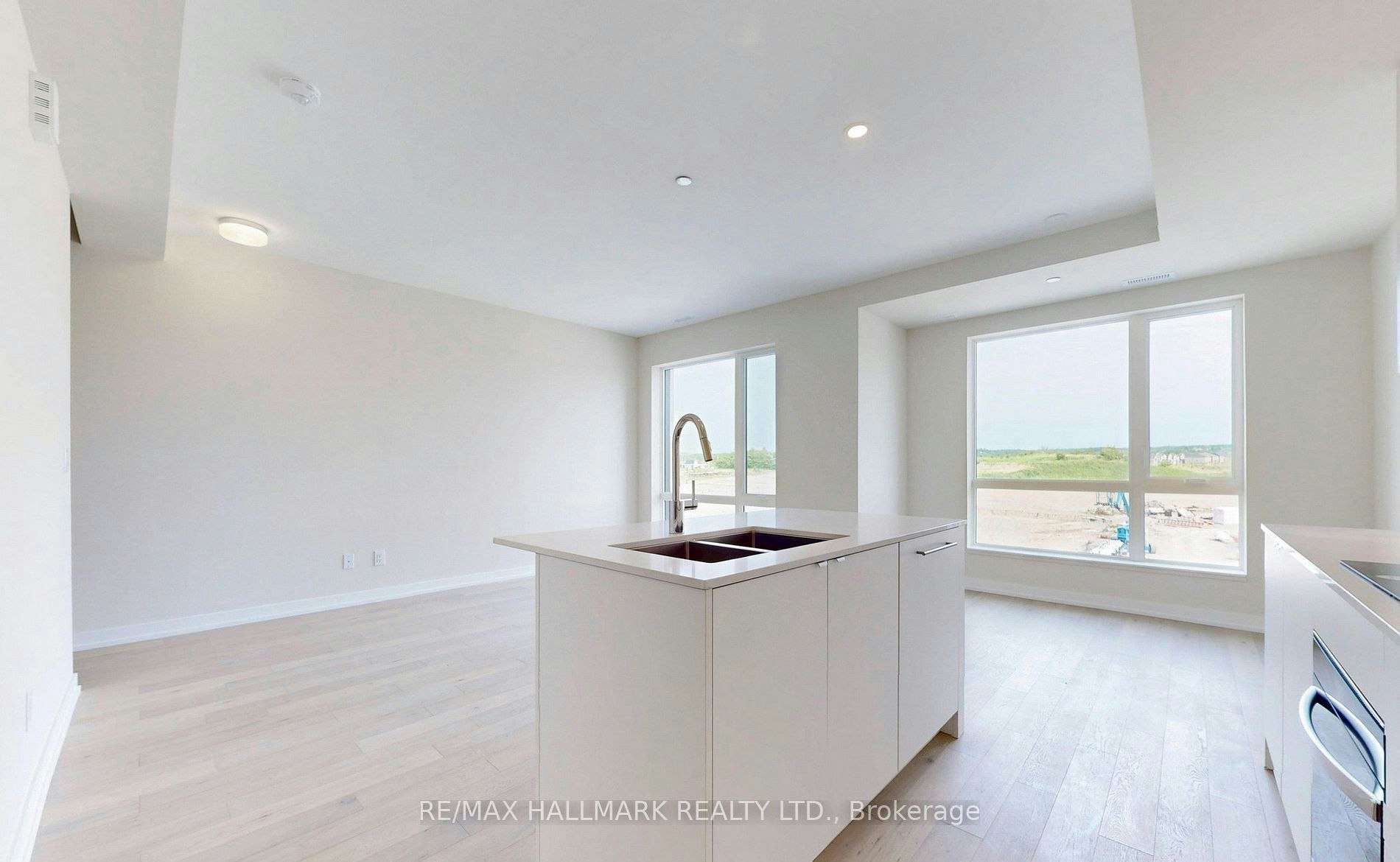 B311-65 Saigon Drive N, Richmond Hill, ON, L4S 0P4 - 5