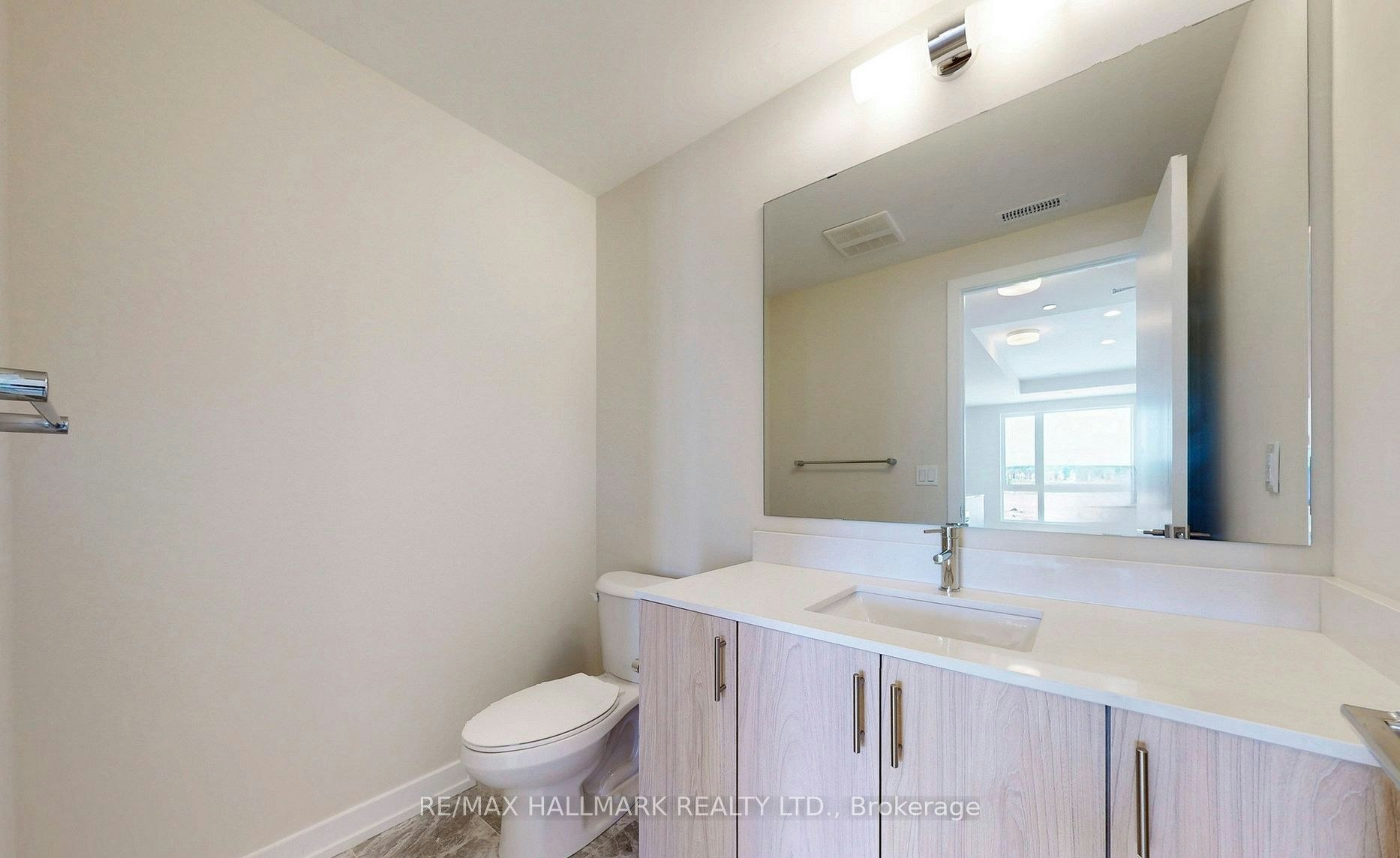 B311-65 Saigon Drive N, Richmond Hill, ON, L4S 0P4 - 8