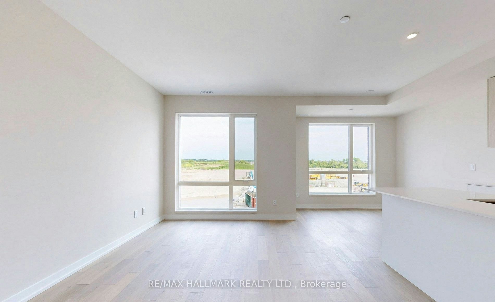 B311-65 Saigon Drive N, Richmond Hill, ON, L4S 0P4 - 6