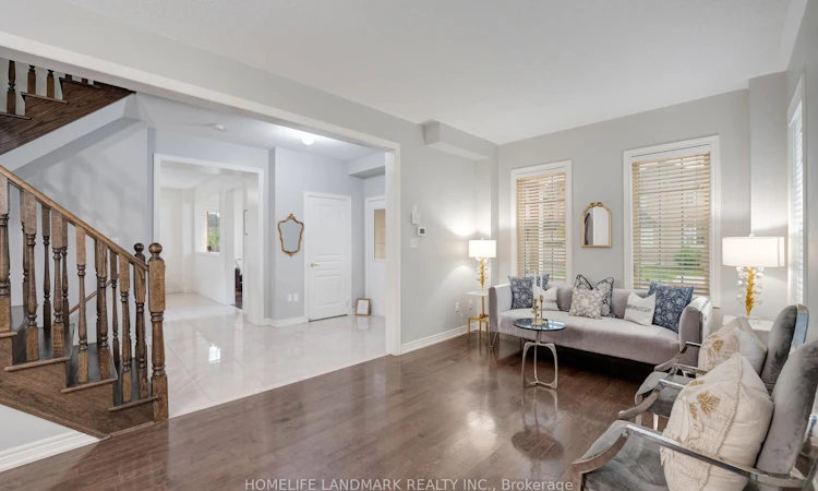 298 West Lawn Crescent