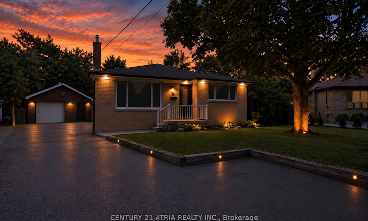 64 Cartier Crescent