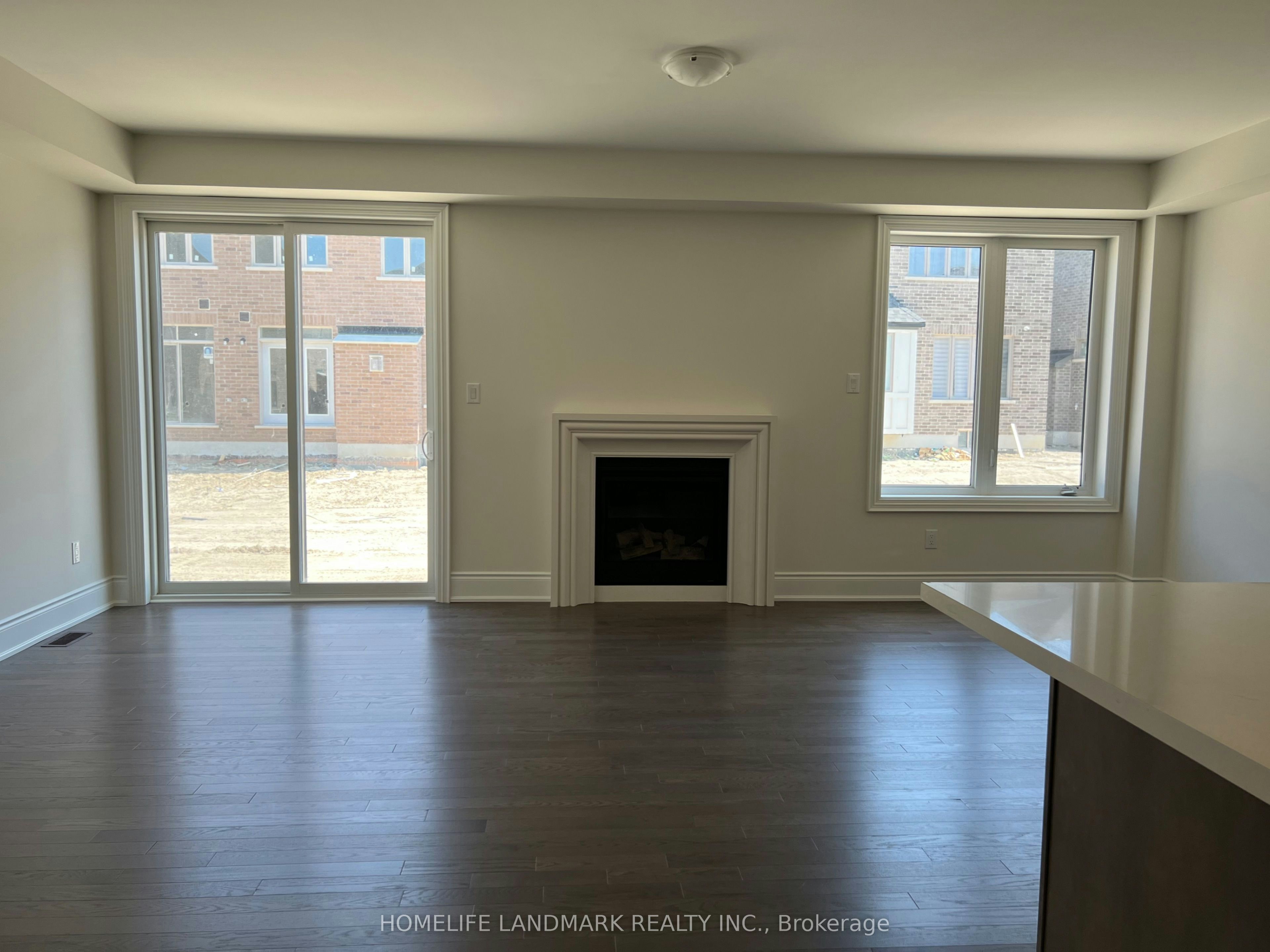 155 Silk Twist Drive, East Gwillimbury, ON, L9N 1E2 - 6