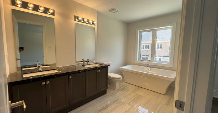 155 Silk Twist Drive, East Gwillimbury, ON, L9N 1E2 - 13