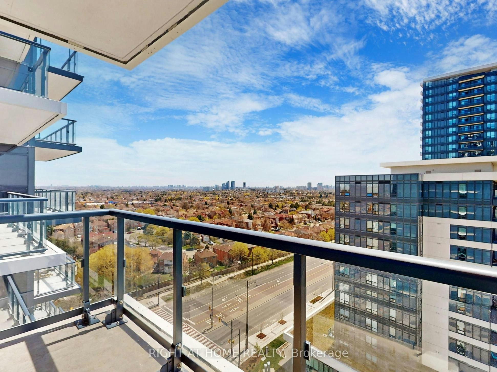1319-7950 Bathurst Street, Vaughan, ON, L4J 0L4